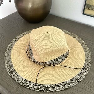 Round hat